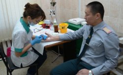 ҚР ҚК әскерилері науқас адамдар үшін шамамен 50 литр қан тапсырды (ФОТО)